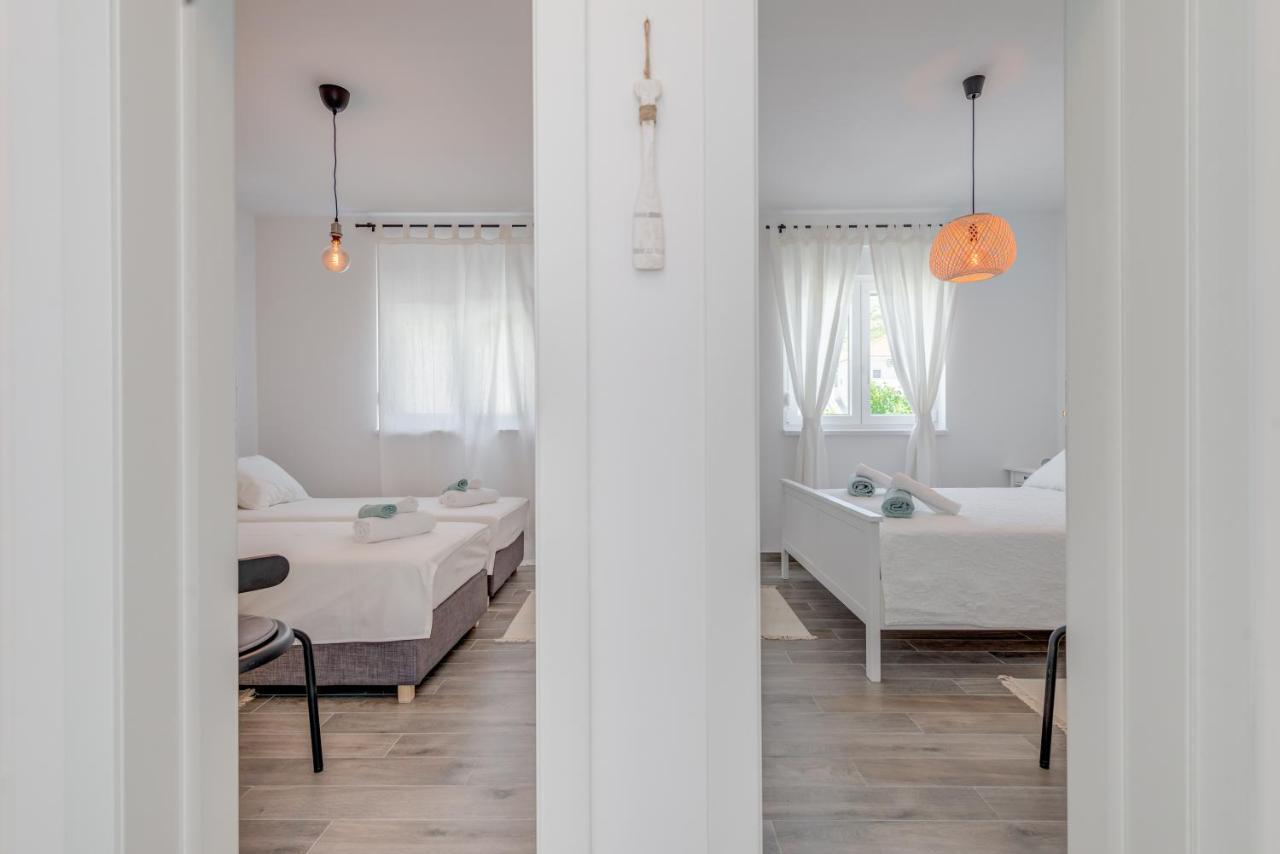 New And Chic Place Near Old Town Of Trogir Exterior photo