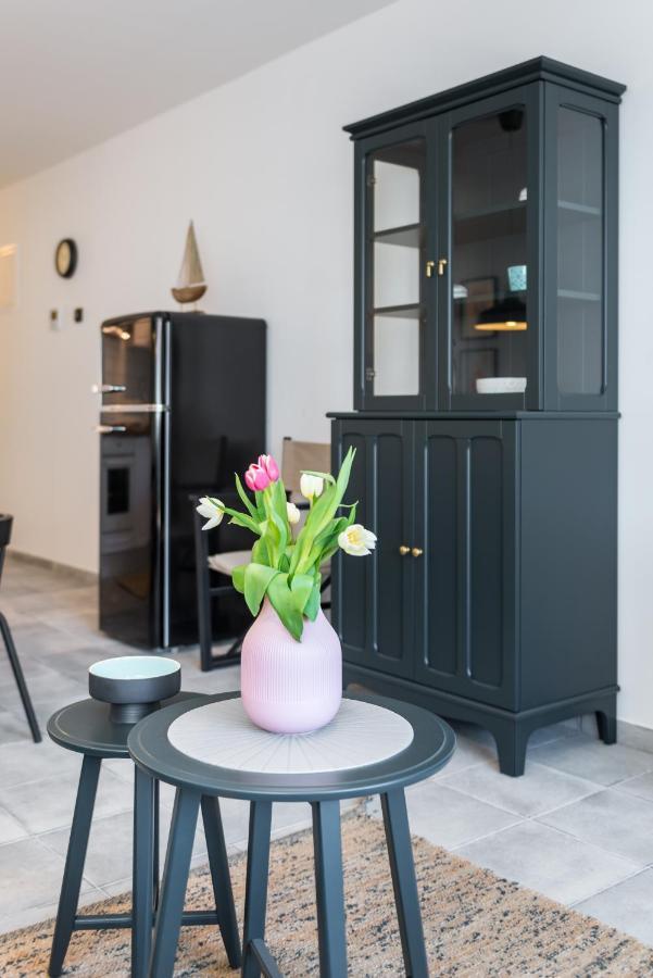 New And Chic Place Near Old Town Of Trogir Exterior photo