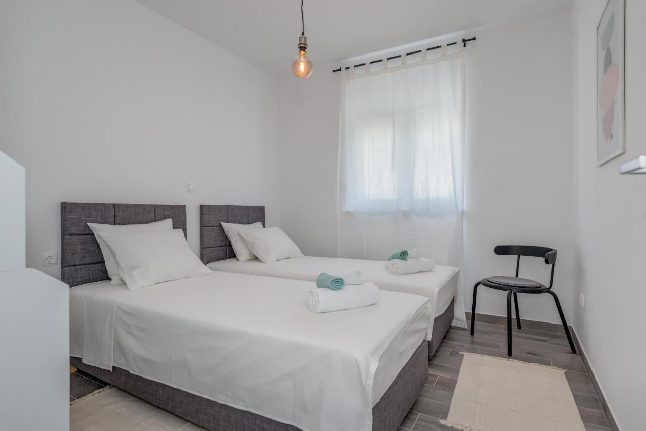New And Chic Place Near Old Town Of Trogir Exterior photo